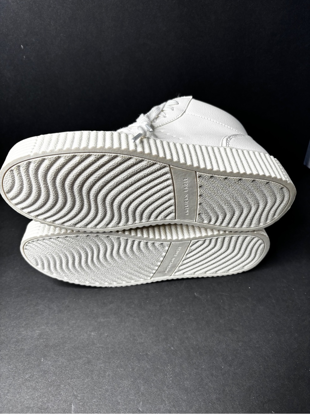 American Eagle Outfitters White High-Top Sneakers - Picture 4 of 5